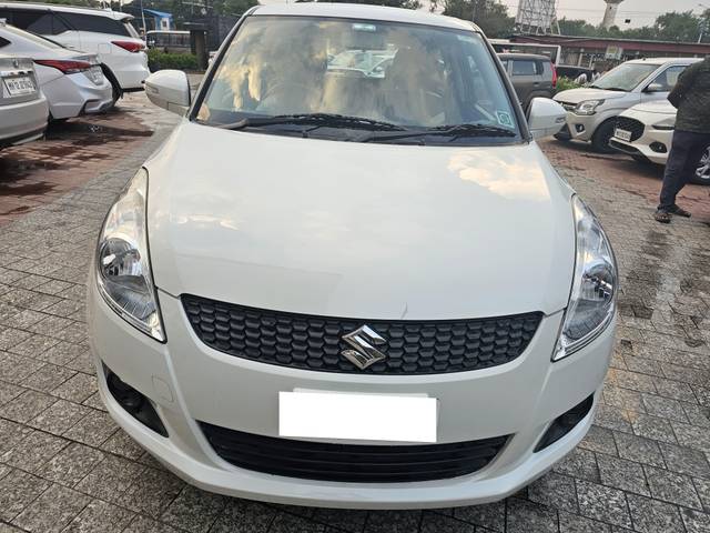 https://images10.gaadi.com/usedcar_image/4189235/original/processed_f1c30ec9a955d9e3f7e534d4ffba008c.jpg?imwidth=6402