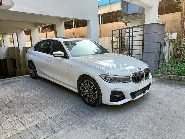 https://images10.gaadi.com/usedcar_image/4189244/original/97722788860c7d835aa3260785e0e801.jpg?imwidth=6400