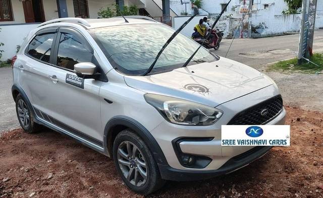 https://images10.gaadi.com/usedcar_image/4189289/original/processed_fb7143246aa0154246cc9c72ecef5716.jpeg?imwidth=6400