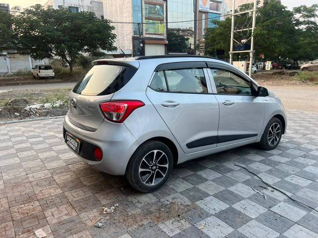 https://images10.gaadi.com/usedcar_image/4189297/original/processed_9f95665ec7900f85017646566047eea1.jpg?imwidth=6402