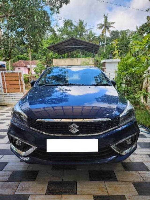 https://images10.gaadi.com/usedcar_image/4189319/original/processed_fbb56675-962d-41c8-9619-51c193ec9304.jpg?imwidth=6400