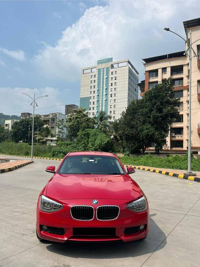 https://images10.gaadi.com/usedcar_image/4189337/original/processed_a21f12cefa4436ec8a16fa60c6d40b93.jpg?imwidth=6402