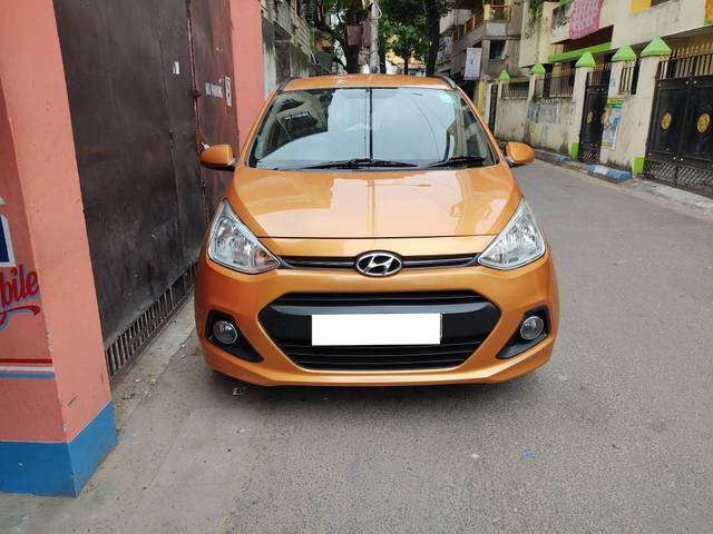 https://images10.gaadi.com/usedcar_image/4189385/original/processed_cc789e65e0bba57fe92fc7cc8e8b75d7.jpg?imwidth=6400