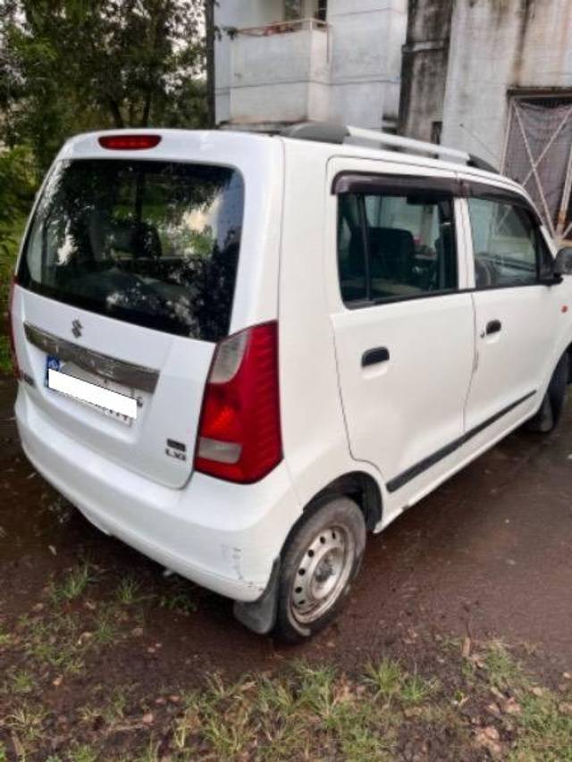 https://images10.gaadi.com/usedcar_image/4189435/original/processed_d1698400-9c1e-41d8-98cb-2ed43eb55522.jpeg?imwidth=6402