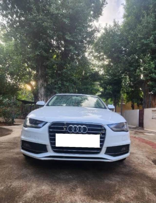 https://images10.gaadi.com/usedcar_image/4189504/original/processed_15de538b-cd6d-4965-ae67-92d5f6a6cdba.jpg?imwidth=6400