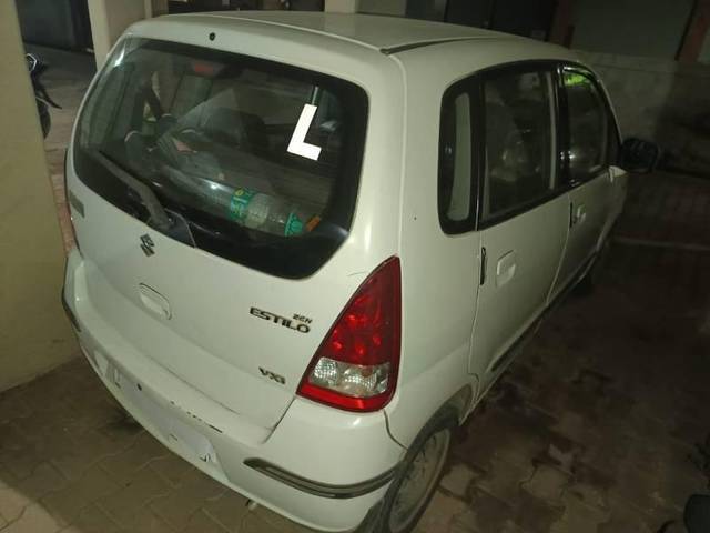 https://images10.gaadi.com/usedcar_image/4189509/original/processed_3b764624-37d4-43ef-b89f-0d850326a238.jpg?imwidth=6401