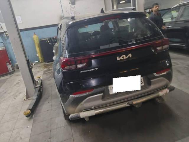 https://images10.gaadi.com/usedcar_image/4189516/original/processed_f50e1904-d2c8-4e19-a4cc-ec056051ee90.jpg?imwidth=6401