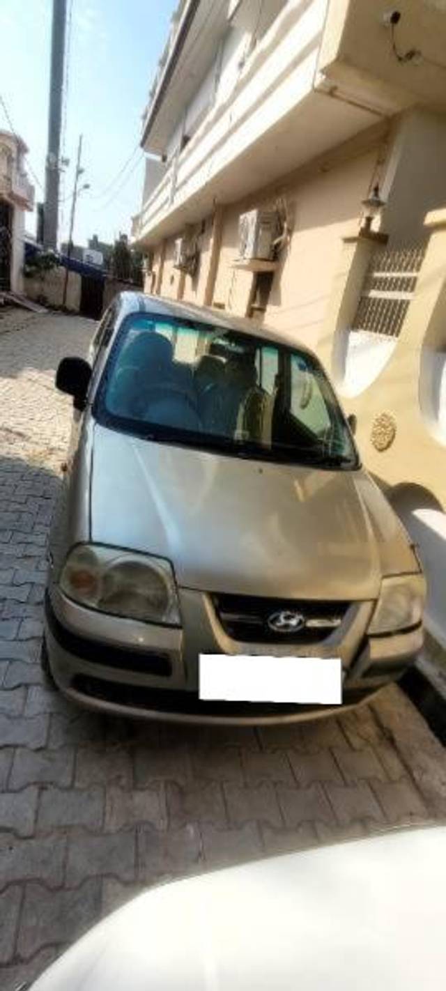 https://images10.gaadi.com/usedcar_image/4189586/original/processed_33d44412-4a57-4043-8859-85145bbf7b44.jpg?imwidth=6400