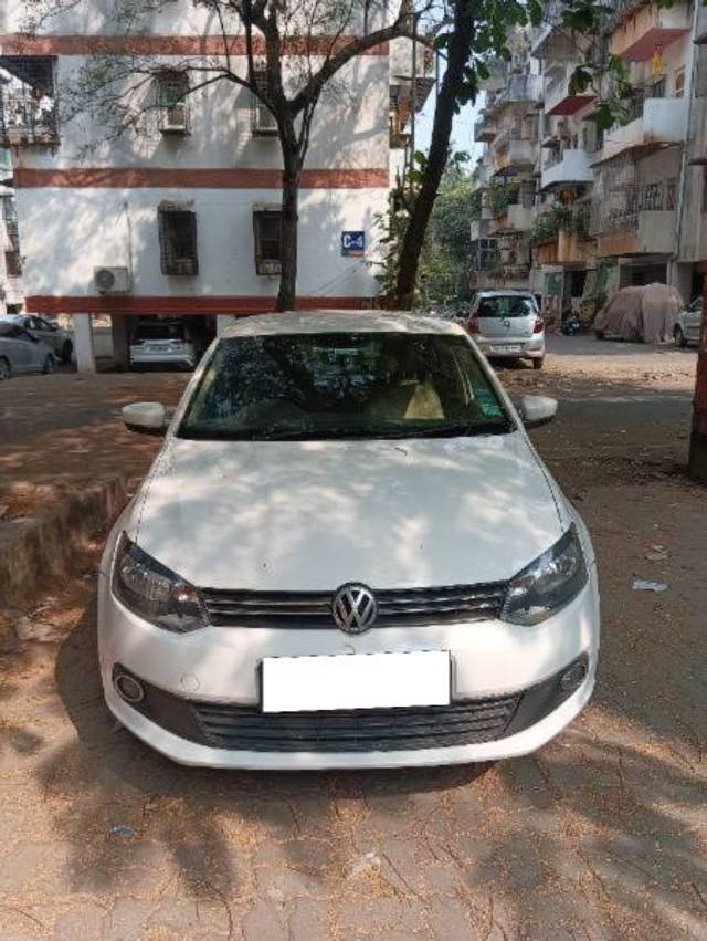 https://images10.gaadi.com/usedcar_image/4189610/original/processed_58ea7564-8471-40c3-b02e-0c5a38275639.jpg?imwidth=6401