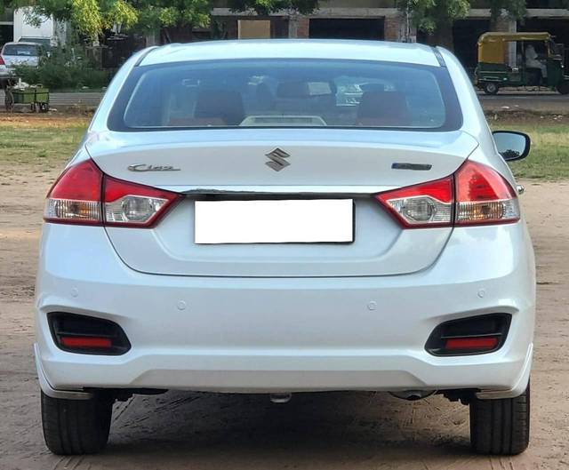 https://images10.gaadi.com/usedcar_image/4189613/original/processed_bca497d6274747adcd1a65e896a91092.jpg?imwidth=6402