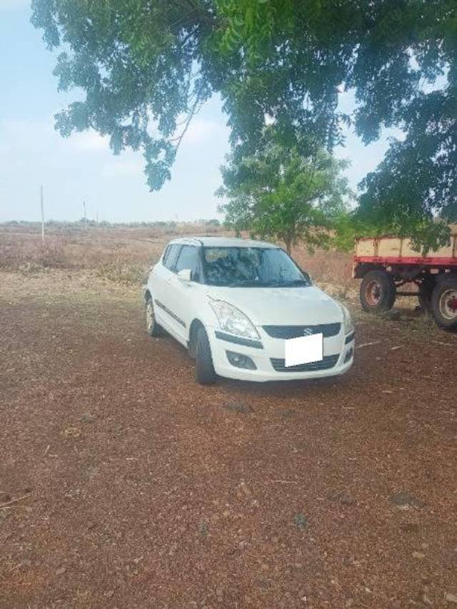 https://images10.gaadi.com/usedcar_image/4189674/original/processed_55debfd7-8818-41bd-af56-2cf1c58b771b.jpg?imwidth=6400