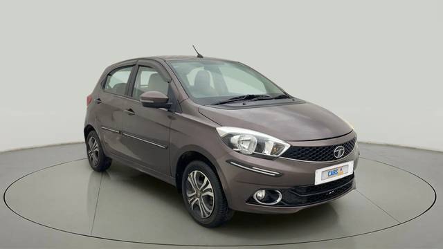 https://images10.gaadi.com/usedcar_image/4189733/original/01a03dc3aee853de7e0539808f047417.jpg?imwidth=6400
