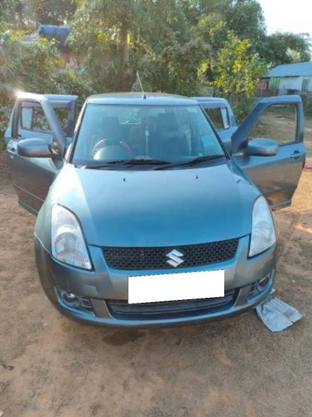 https://images10.gaadi.com/usedcar_image/4189754/original/processed_1f9fa394-d090-4489-86a9-25475dede2f9.jpg?imwidth=6400