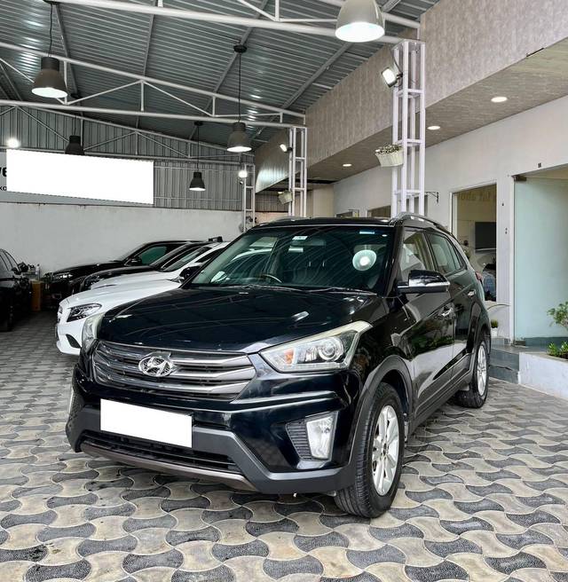 https://images10.gaadi.com/usedcar_image/4189827/original/processed_b5a3cd02718bc69aec2d6ebef5844ac5.jpg?imwidth=6400