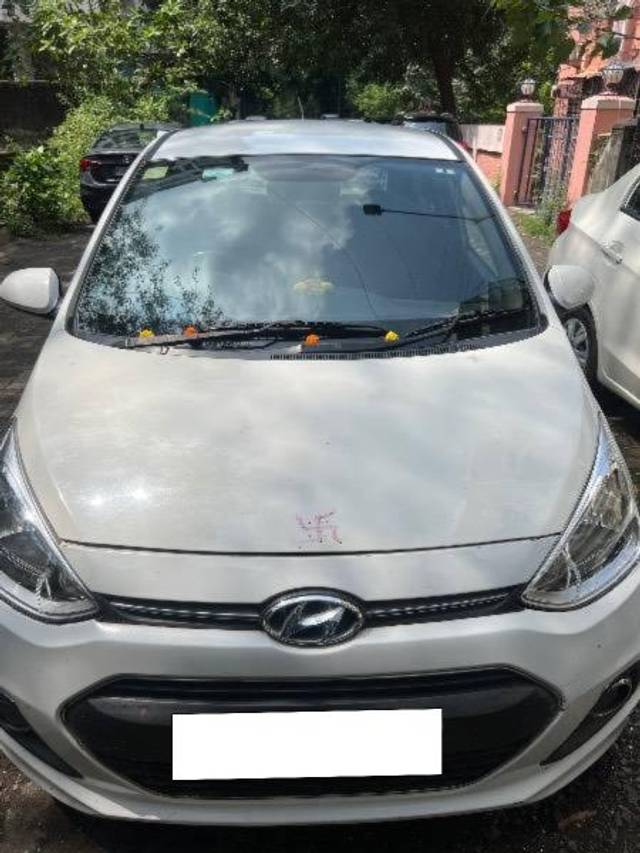 https://images10.gaadi.com/usedcar_image/4189850/original/processed_e1b4744d-9d69-4230-8a8c-73c6b69cd9e8.jpg?imwidth=6400