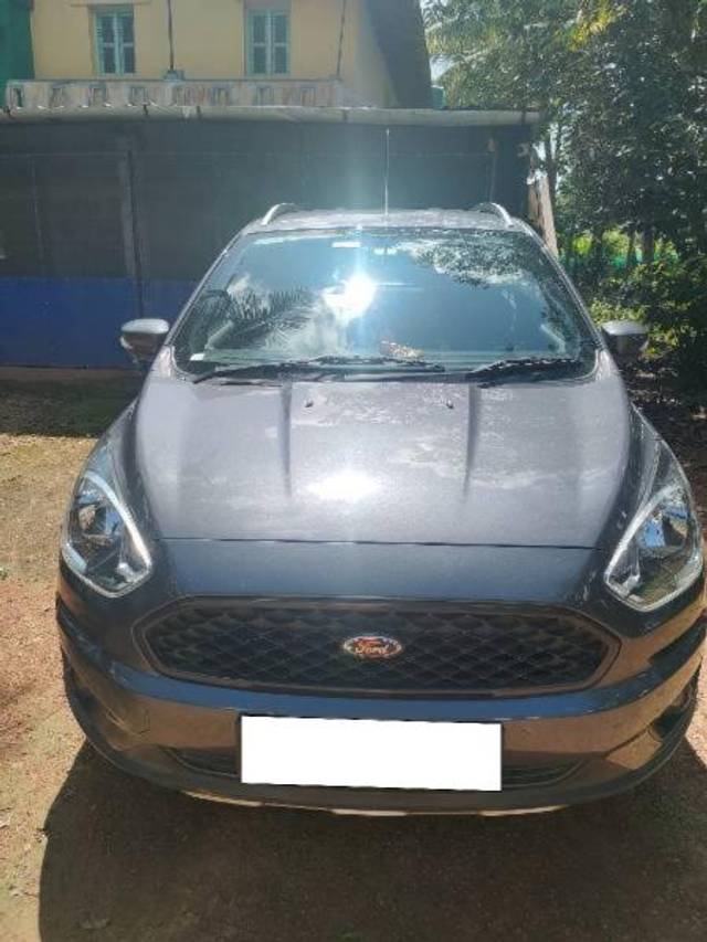 https://images10.gaadi.com/usedcar_image/4189858/original/processed_084732d6-8aa0-480a-bcfe-ceca48df6202.jpg?imwidth=6400