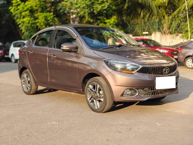 https://images10.gaadi.com/usedcar_image/4190043/original/processed_029043df464c6a1a5b6b297d2a287c51.jpg?imwidth=6400