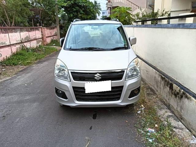 https://images10.gaadi.com/usedcar_image/4190150/original/processed_d508d3a8-aeac-47f0-97a1-7cf2e5612208.jpeg?imwidth=6400