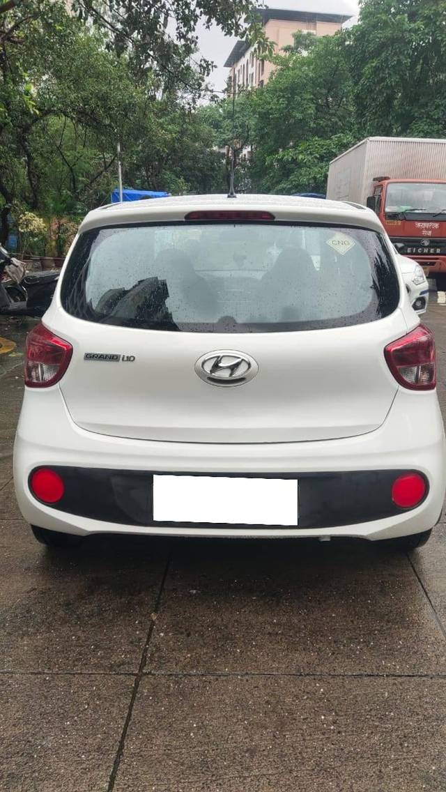 https://images10.gaadi.com/usedcar_image/4190163/original/processed_08128791d8809964a344ffac706a2352.jpg?imwidth=6401