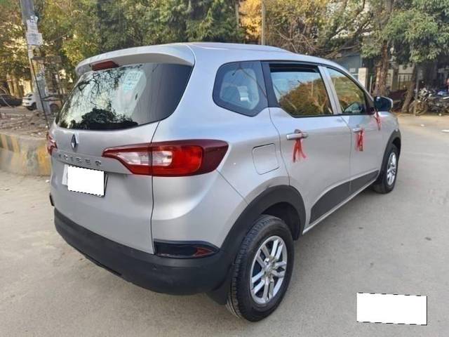 https://images10.gaadi.com/usedcar_image/4190180/original/processed_3d7d68ef5c39c8591bcc67f183ed814d.jpg?imwidth=6402