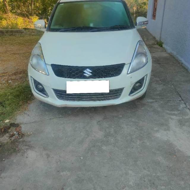 https://images10.gaadi.com/usedcar_image/4190218/original/processed_33c79803-b56c-4d05-a907-686203fc0082.jpg?imwidth=6400