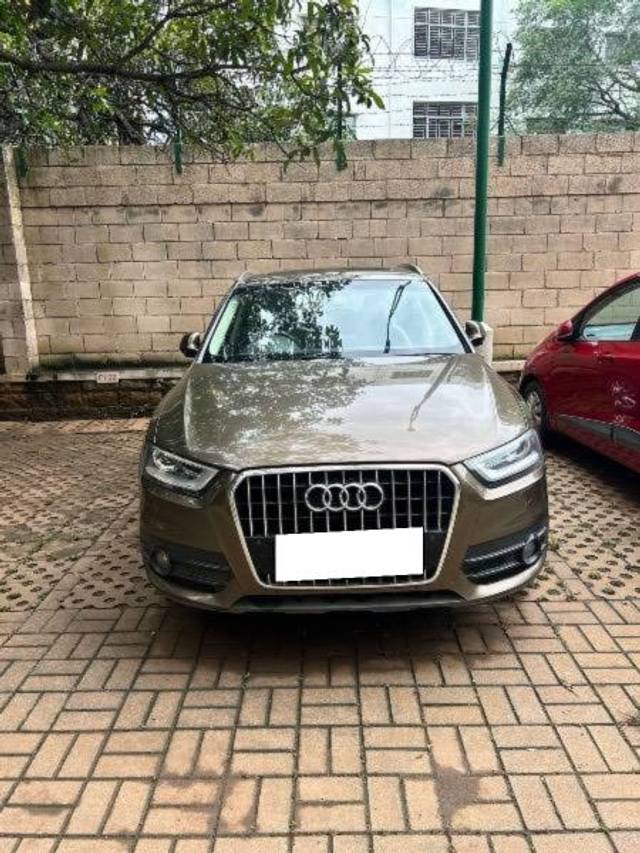 https://images10.gaadi.com/usedcar_image/4190242/original/processed_c4a5bfcc-c361-443d-9e81-dc6339d9de4c.jpg?imwidth=6400