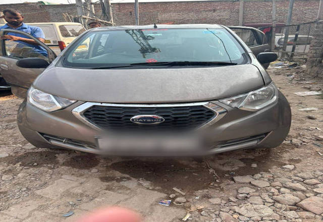 https://images10.gaadi.com/usedcar_image/4190252/original/0aad2582518d469806223c9d932e7f74.jpg?imwidth=6402