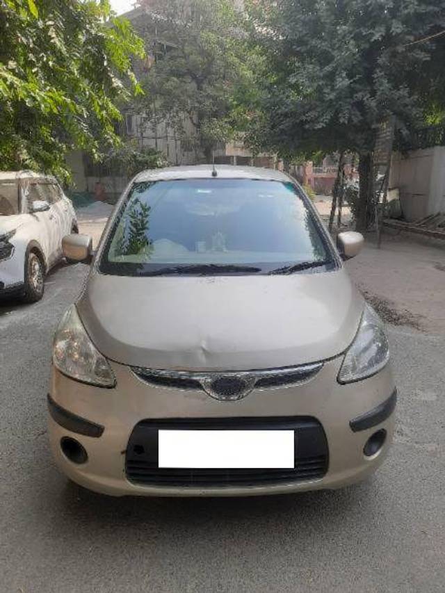 https://images10.gaadi.com/usedcar_image/4190292/original/cdffec16cc74bbd432e475a8aeb167dc.jpg?imwidth=6400