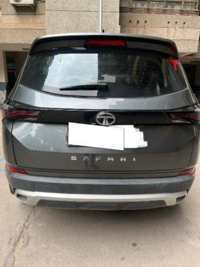 https://images10.gaadi.com/usedcar_image/4190296/original/3a6f41427be99d300714e367b3edeb3d.jpeg?imwidth=6401