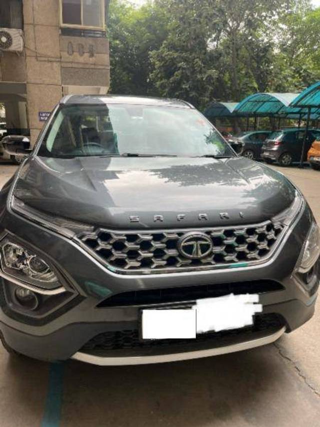 https://images10.gaadi.com/usedcar_image/4190296/original/6d3a36e01c752730e5378fa9bcbbbe1f.jpeg?imwidth=6400