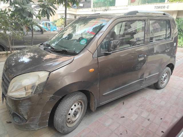 https://images10.gaadi.com/usedcar_image/4190297/original/c941dfcefcca0d9ab99376298240b8f3.jpg?imwidth=6402