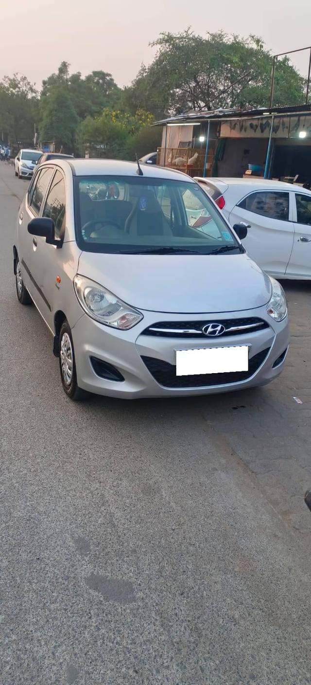 https://images10.gaadi.com/usedcar_image/4190362/original/processed_099c28edb803fb7a0b7ff50037abf2d5.jpg?imwidth=6400