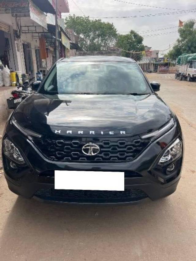 https://images10.gaadi.com/usedcar_image/4190392/original/processed_0bb90b13-bb59-47bf-aef6-e6c5cc79a00d.jpg?imwidth=6402