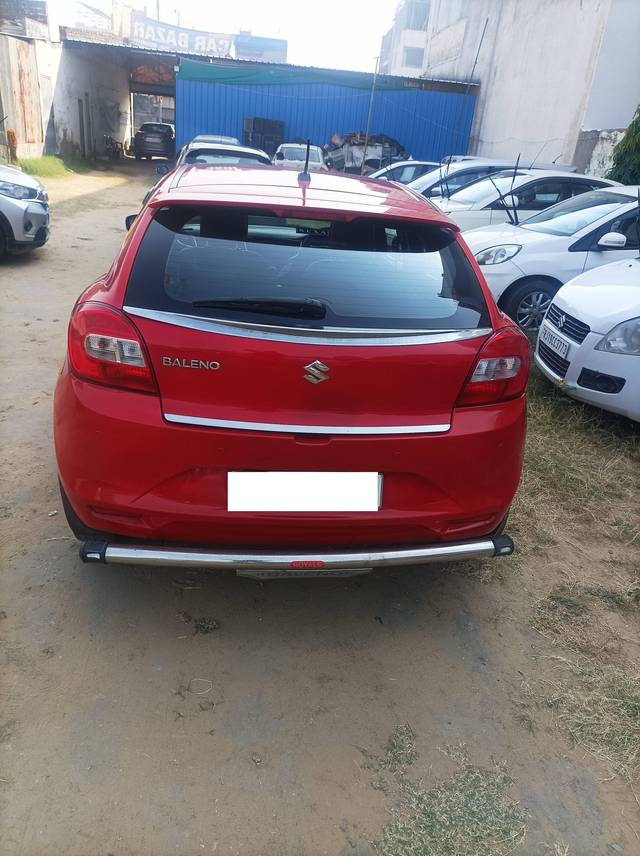 https://images10.gaadi.com/usedcar_image/4190417/original/processed_d22edb263508429ad3e496b2811bf34a.jpg?imwidth=6401