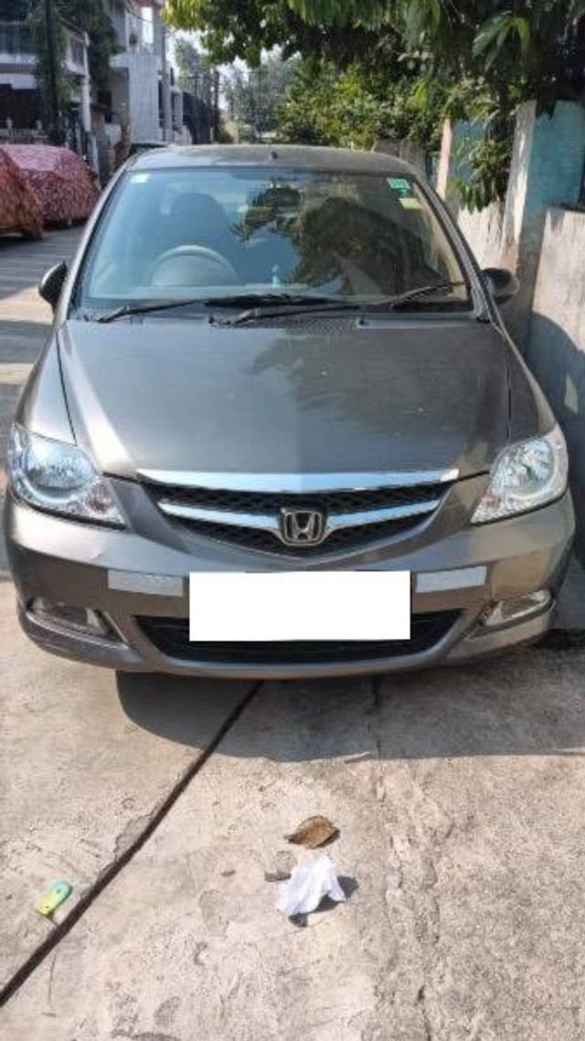 https://images10.gaadi.com/usedcar_image/4190423/original/processed_3bd2a1d5-68dd-4bf2-ab48-d49321e1070b.jpg?imwidth=6400