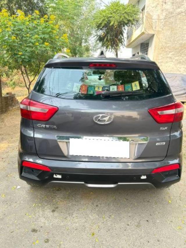 https://images10.gaadi.com/usedcar_image/4190434/original/processed_92c56144-5d77-43a1-aebc-81ad2b257a35.jpg?imwidth=6401