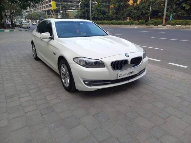 https://images10.gaadi.com/usedcar_image/4190476/original/processed_ab047f2e-3bc2-4608-b3ce-1bc63258be40.jpg?imwidth=6400