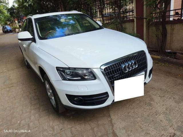 https://images10.gaadi.com/usedcar_image/4190529/original/processed_cdca108d-0a4f-4fb7-93a7-fe47860be9d0.jpeg?imwidth=6400