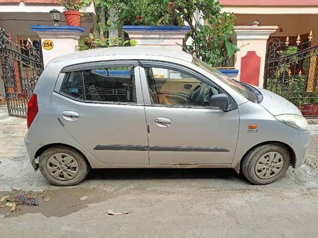 https://images10.gaadi.com/usedcar_image/4190551/original/processed_17a87b60-4b62-4e8b-b416-e6f02e84e4ac.jpg?imwidth=6401