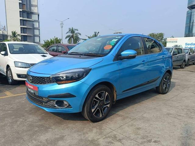 https://images10.gaadi.com/usedcar_image/4190595/original/processed_30f3b127a64bda8b864105517d6b0689.jpg?imwidth=6402