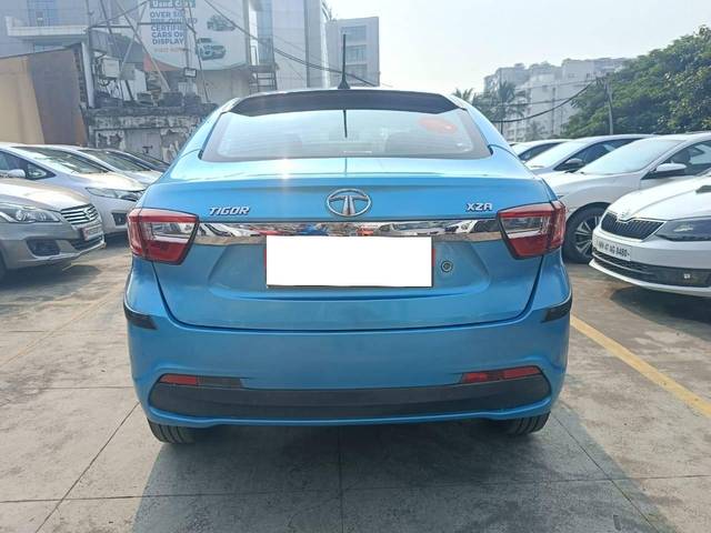 https://images10.gaadi.com/usedcar_image/4190595/original/processed_f96d3a3110ed0ca3257d038705b3e1c0.jpg?imwidth=6401