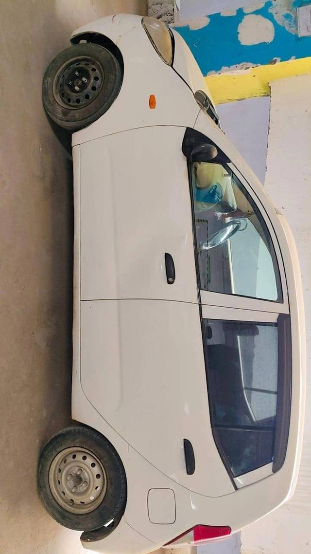 https://images10.gaadi.com/usedcar_image/4190614/original/ac18747e7b7e57b5d1ca2caa9b796ee8.jpg?imwidth=6401