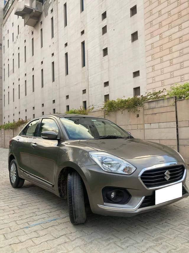 https://images10.gaadi.com/usedcar_image/4190626/original/processed_aee84eeab9a096d79a7499d2a493b4fd.jpg?imwidth=6400