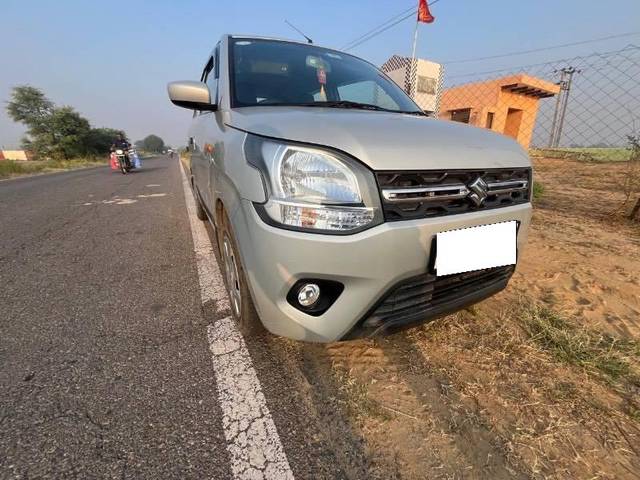 https://images10.gaadi.com/usedcar_image/4190763/original/processed_f5aa117a-f521-437b-9644-60ef29293d15.jpeg?imwidth=6400