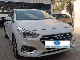 Hyundai Verna 2017-2020 Hyundai Verna VTVT 1.6 SX