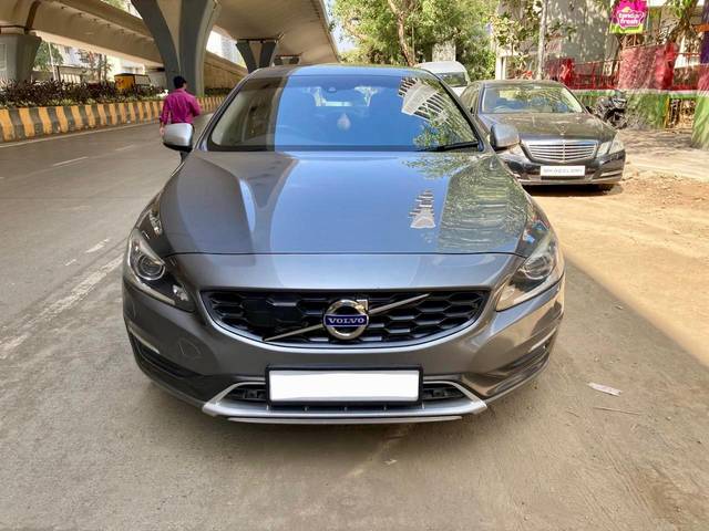 https://images10.gaadi.com/usedcar_image/4191039/original/c1c1f21061ed417e2e1be3e721ba1871.jpg?imwidth=6401