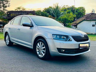 Skoda Octavia 2013-2021 Skoda Octavia 1.8 TSI AT L K