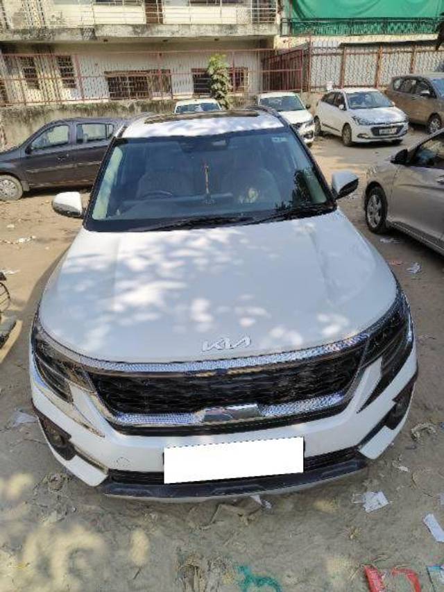 https://images10.gaadi.com/usedcar_image/4191615/original/0722795f9d570b0134e05c96c64a6744.jpg?imwidth=6401