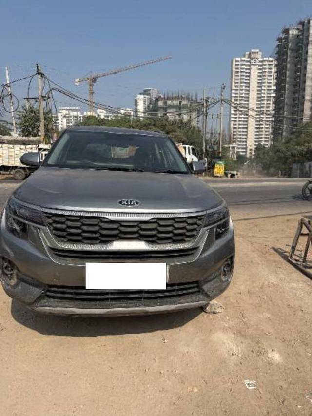 https://images10.gaadi.com/usedcar_image/4191622/original/363ef6302343399a5fb5ce720c8f0069.jpg?imwidth=6402