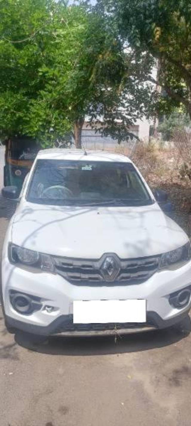 https://images10.gaadi.com/usedcar_image/4191638/original/processed_891c5751-a7bd-49ac-ba4b-279725d72667.jpg?imwidth=6400